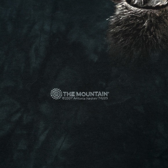 The Mountain Shirt Men's Medium Wolves Full Moon Tie Dye Graphic Tee USA Nature - Picture 6 of 8